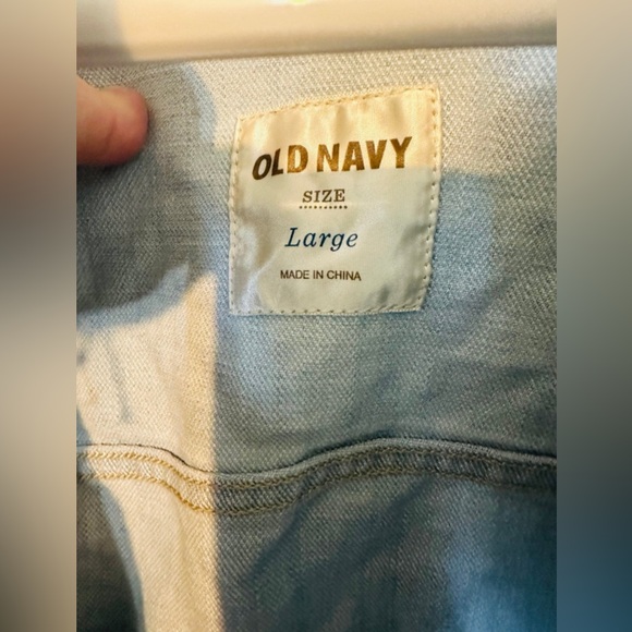 Old navy large jean jacket - Picture 3 of 4